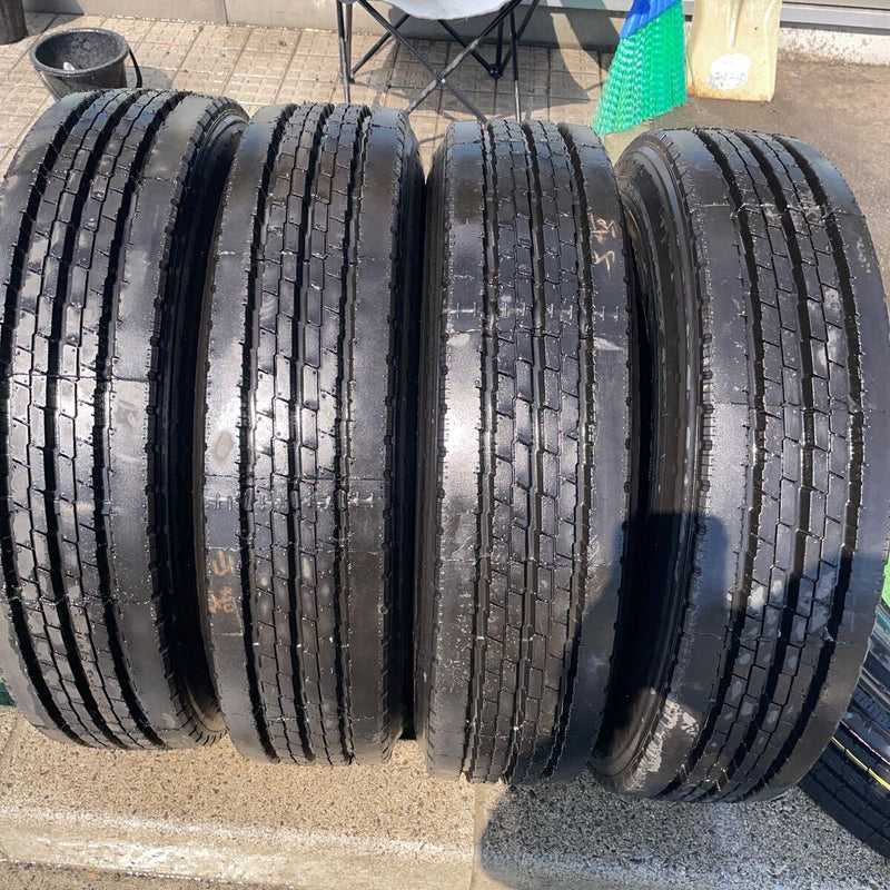 225/85R16 激安美品　再生ほぼ新品　4本セット：24000円