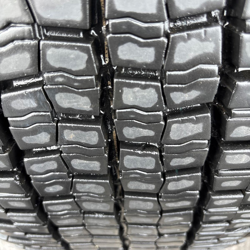 ダンロップ 245/80R17.5 SP001 深溝 中古冬タイヤ 1本:10000円