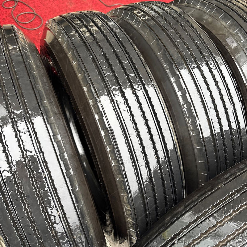 ダンロップ 225/80R17.5 SP330 中古夏タイヤ 6本セット:48000円