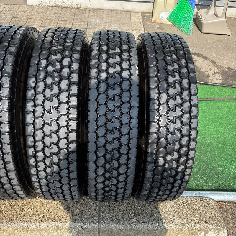 195/85R16 YOKOHAMA LT752R 中古ミックスタイヤ　激安美品　6本セット:42000円