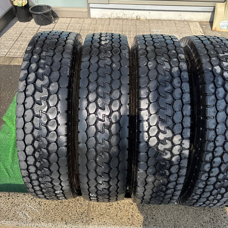 195/85R16 YOKOHAMA LT752R 中古ミックスタイヤ　激安美品　6本セット:42000円