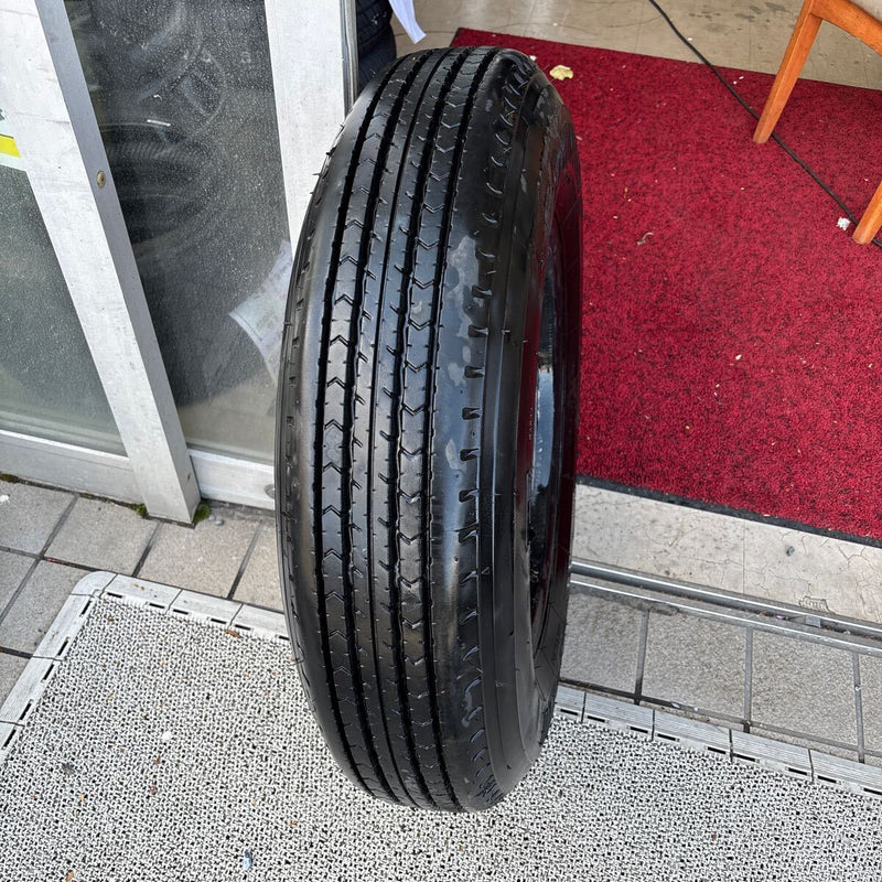 ダンロップ 225/80R17.5 SP110 年式古め 1本:5500円