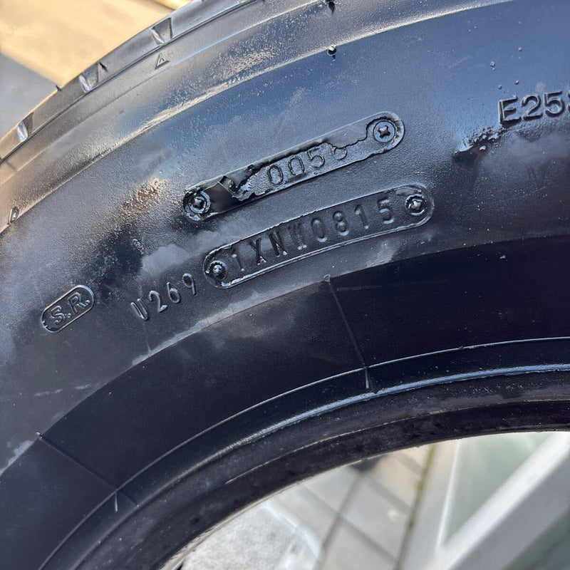 ダンロップ 225/80R17.5 SP110 年式古め 1本:5500円