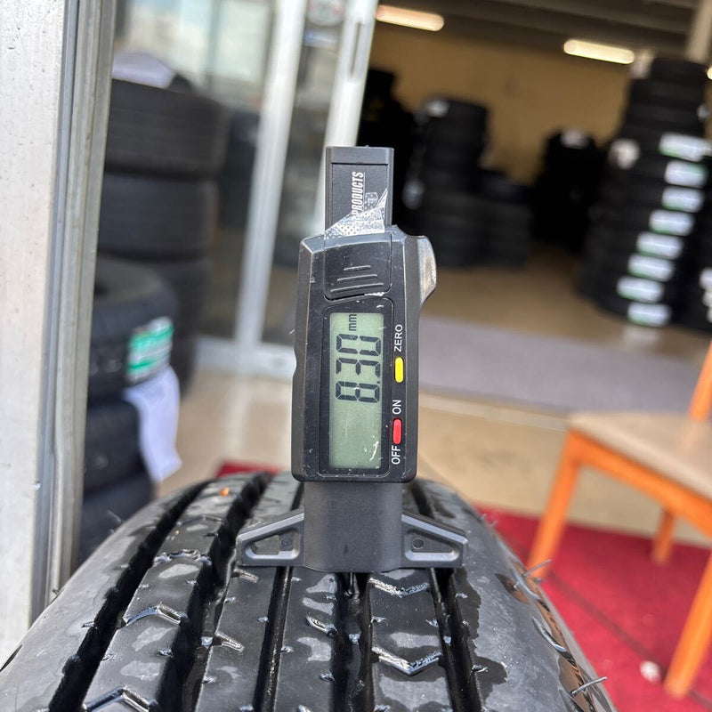 ダンロップ 225/80R17.5 SP110 年式古め 1本:5500円