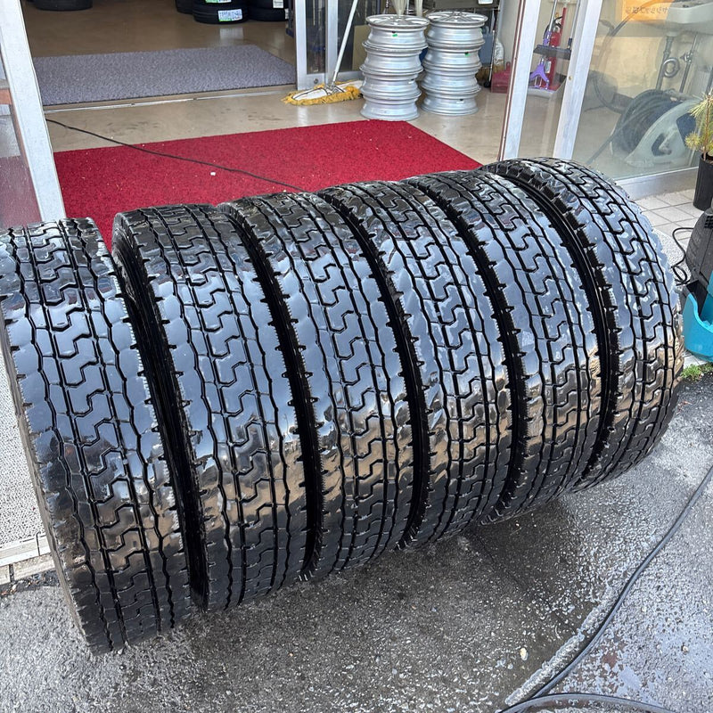 ヨコハマ 225/80R17.5 RY287 年式古め 中古MIXタイヤ 6本:36000円