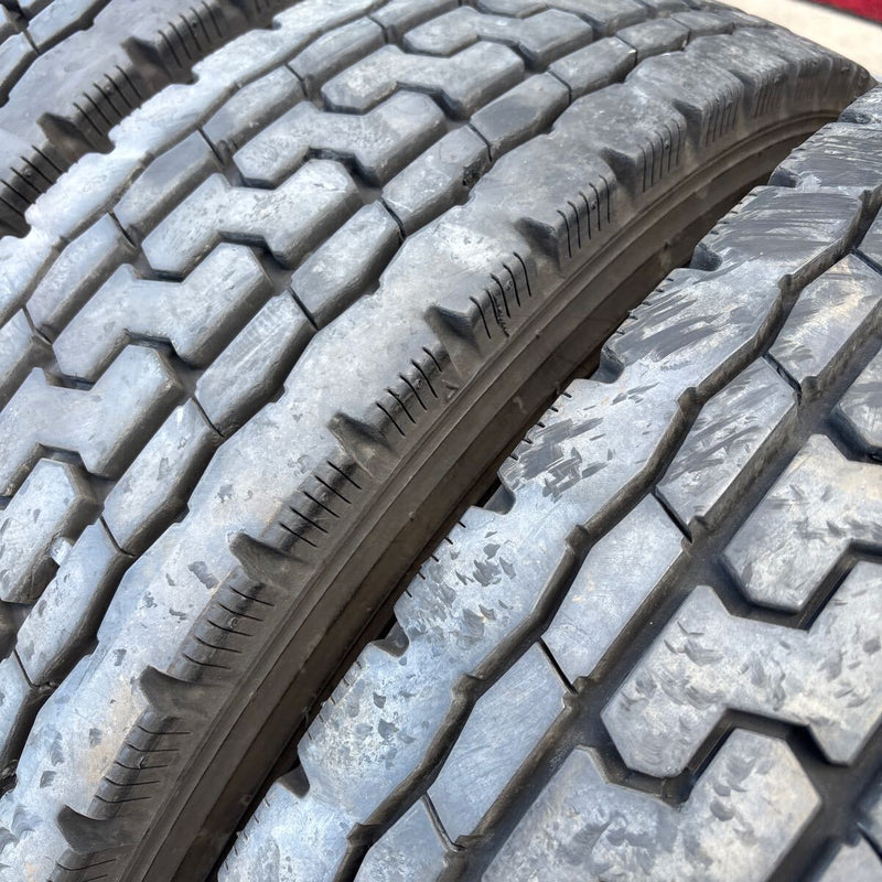 ヨコハマ 225/80R17.5 RY287 年式古め 中古MIXタイヤ 6本:36000円