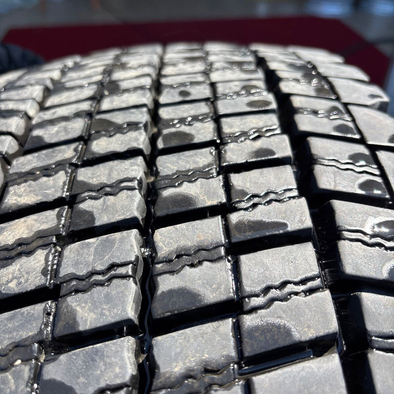 265/70R19.5 SAILUN SW05 中古冬タイヤ 2本:25000円