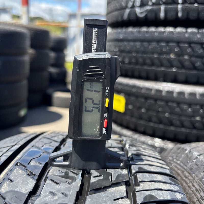 225/65R17 DUNLOP GRANDTREK 中古夏タイヤ　4本セット24000円