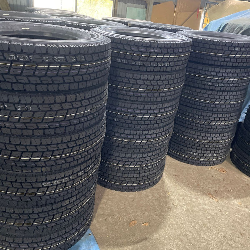 225/80R17.5 激安美品　123/122L 2025年製　ミクス　未使用　18本セット:396000円