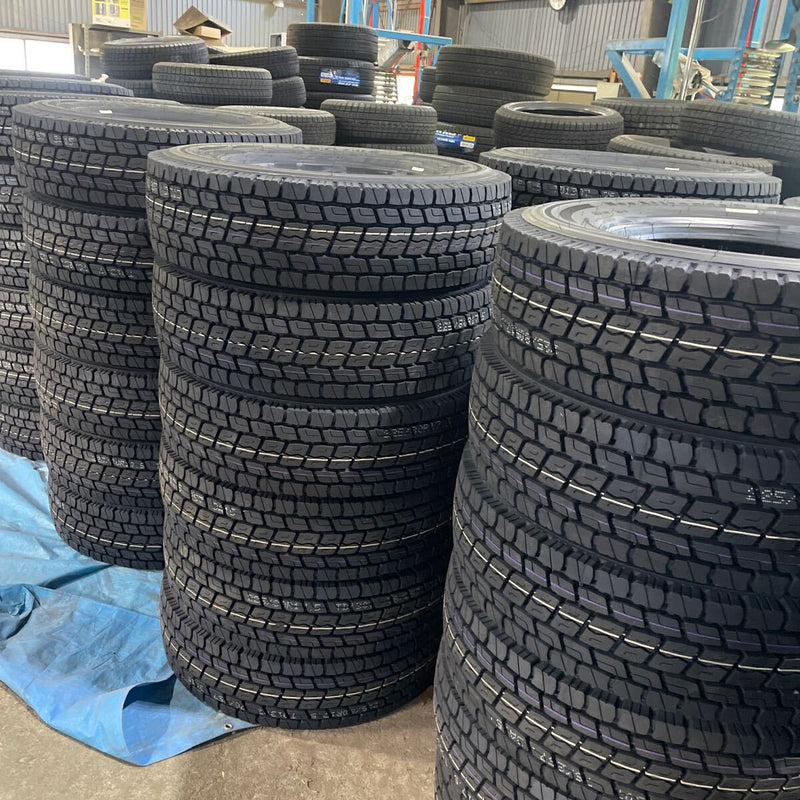 225/80R17.5 激安美品　123/122L 2025年製　ミクス　未使用　18本セット:396000円