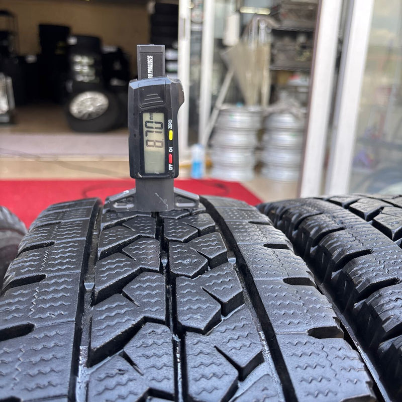 ブリヂストン 205/75R16 LT W979 中古冬タイヤ 6本セット:25500円