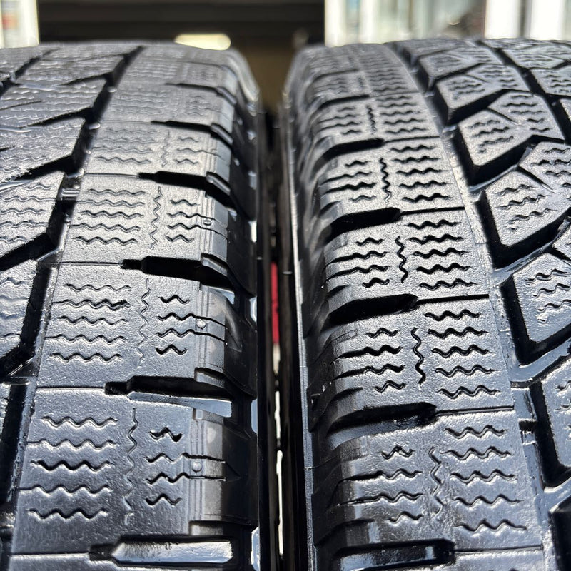 ブリヂストン 205/70R16 BLIZZAK W979 中古冬タイヤ6本:25000円