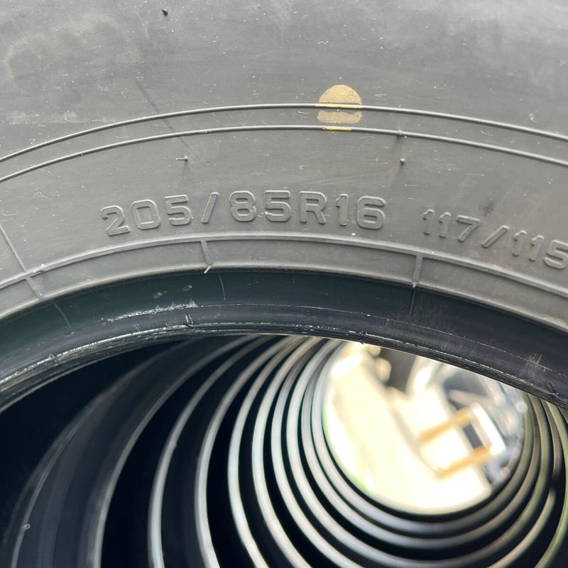 205/85R16 DUNLOP, SPLT50 激安美品　　6本セット: 24000円