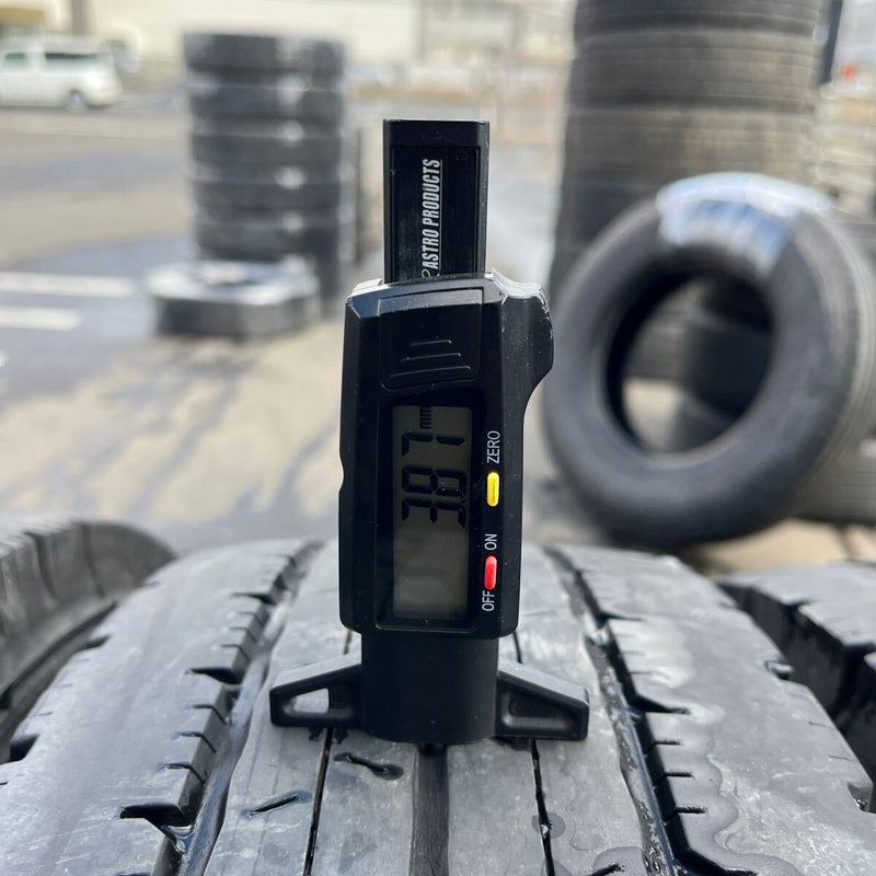205/85R16 DUNLOP, SPLT50 激安美品　　6本セット: 24000円