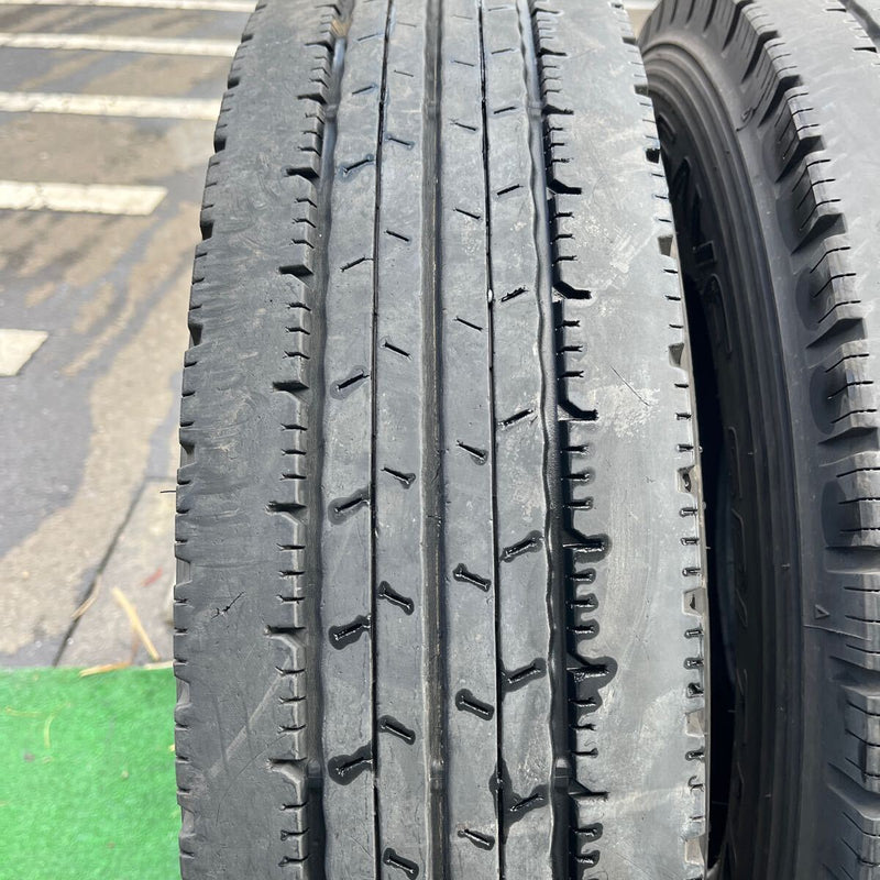 205/85R16 DUNLOP, SPLT50 激安美品　　6本セット: 24000円