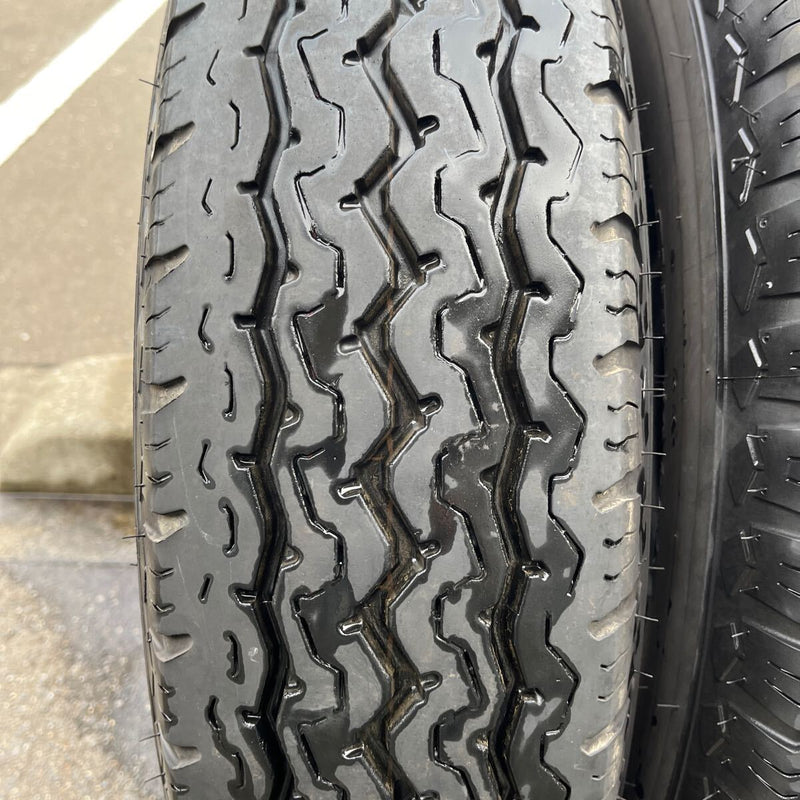205/85R16 DUNLOP, LT5 中古タテ溝　激安美品　　6本セット：30000円