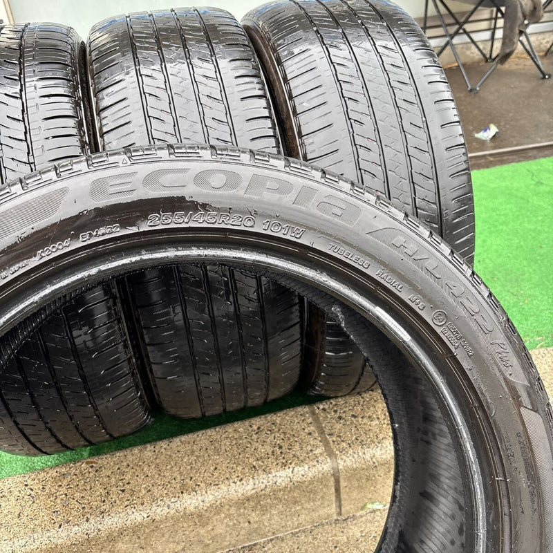 255/45R20 , (101W) ブリヂストン　2022年　　4本セット:34000円