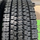 245/70R19.5 再生スタッドレスほぼ新品　M919　激安美品　4本セット:46,000円