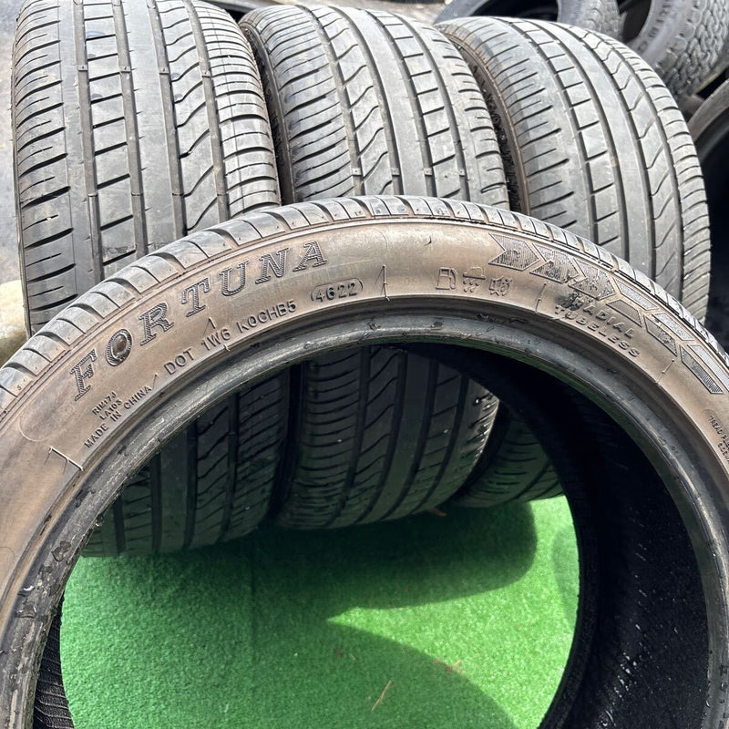 215/45R17、激安美品　2022年　　4本セット:18000円