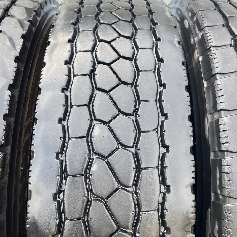 11R22.5 BRIDGESTONE, 中古ミックス　4本セット:45,000円