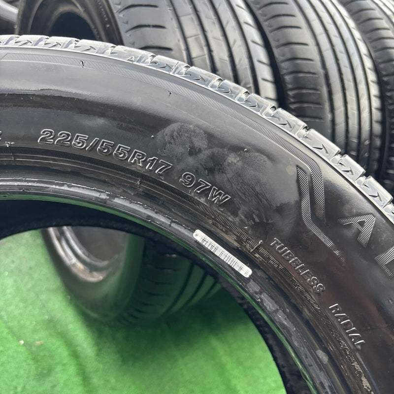 225/55R17、激安美品　ブリヂストン　2020年　　4本セット:25000円