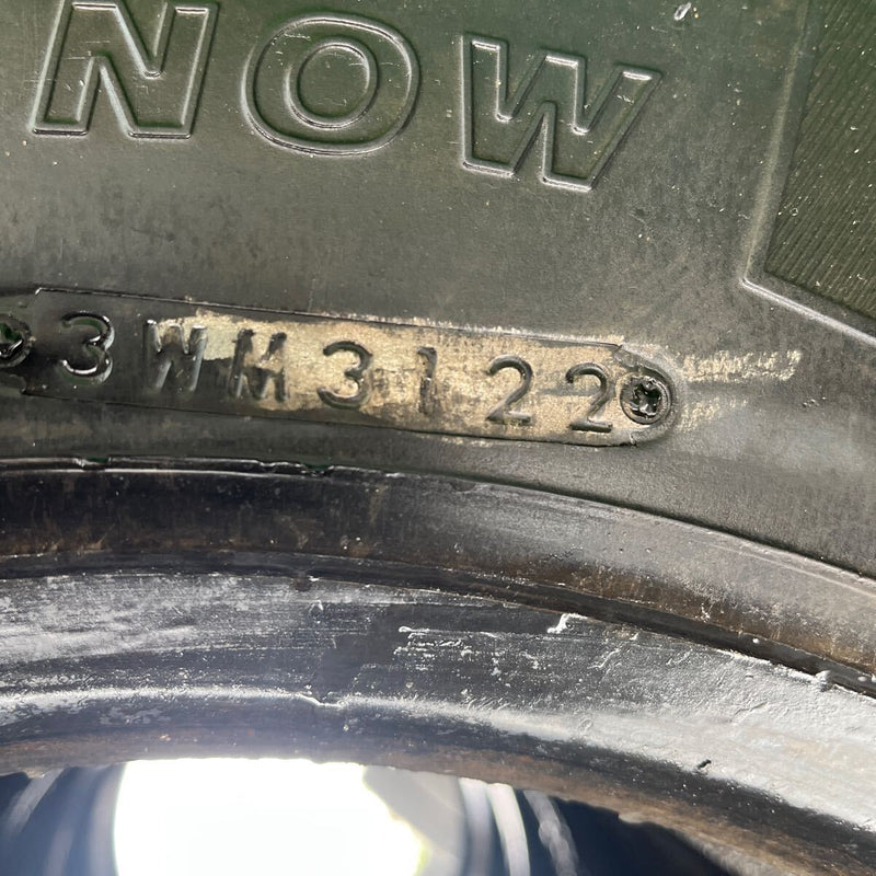 225/80R17.5 BRIDGESTONE, 再生スタッドレス　W900　激安美品　6本セット:36,000円
