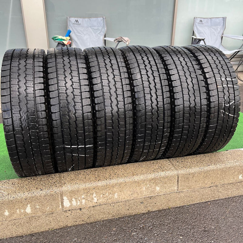 205/75R16　DUNLOP, LT03 中古スタッドレス　激安美品　2023年製 6本セット:27,000円