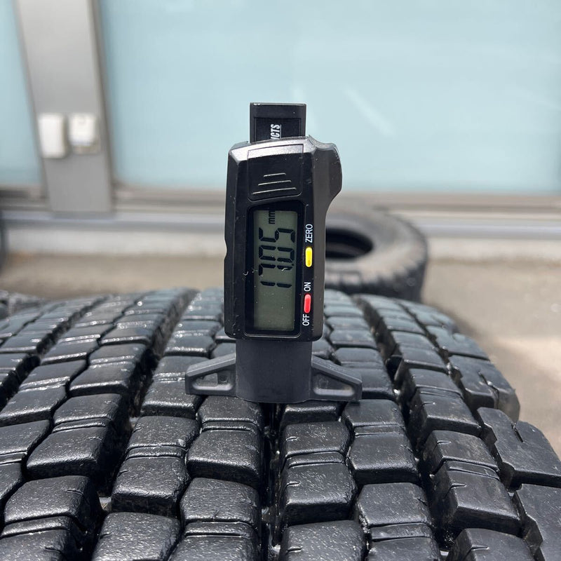 265/70R19.5 再生中古スタッドレス　 W900　激安美品　９部山　8本セット:102,000円