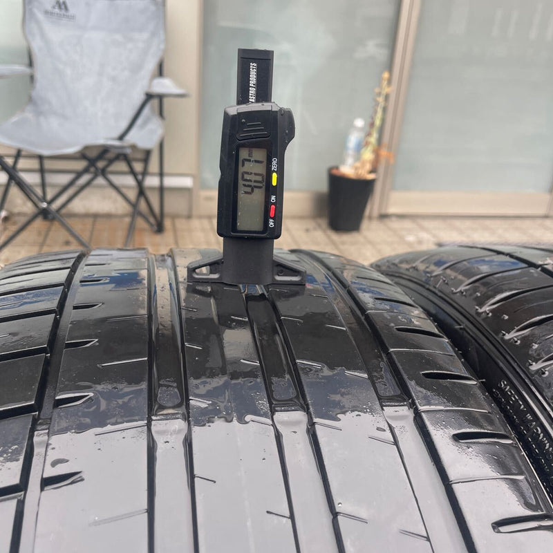 255/40ZR18、激安美品　ファルケン　2020年　　2本セット:10000円