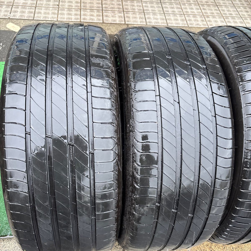 225/50R18、激安美品　ピレリ　2020年　　4本セット:24000円