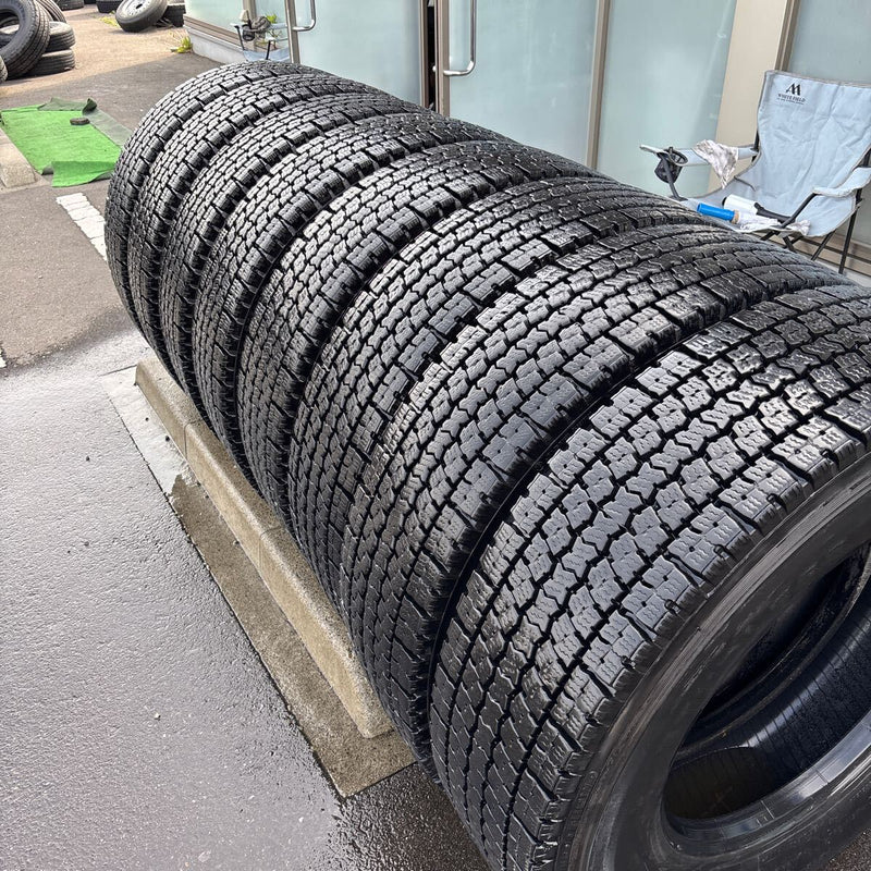 275/80R22.5 、 中古再生 激安美品　8本セット：112000円