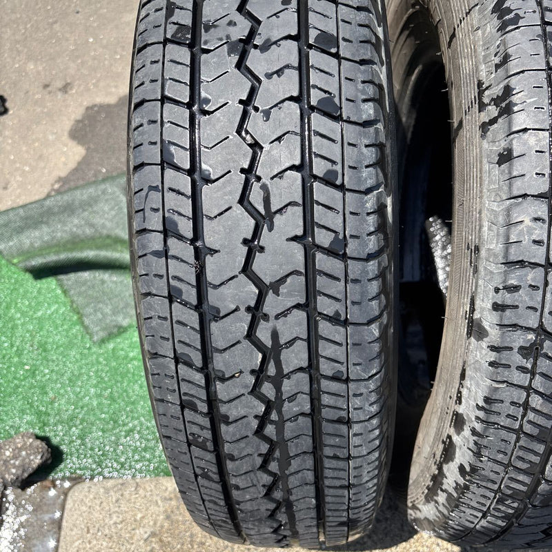 195/80R15. LT TOYO. V-02. 2021年製 2本+1本セット:18000円