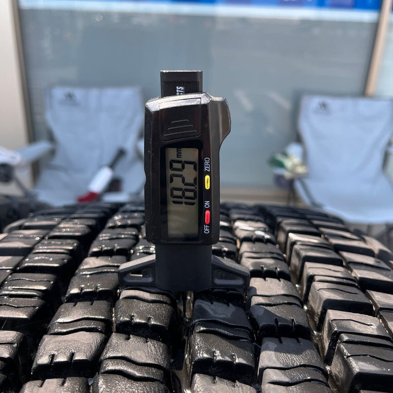 11R22.5 再生中古スタッドレス　SP001 激安美品　バリ山　4本セット：70,000円