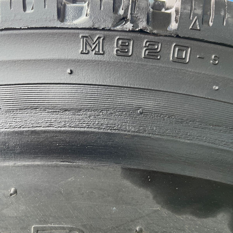 11R22.5 16PR 再生中古スタッドレス　M920 激安美品　1本セット：14,000円