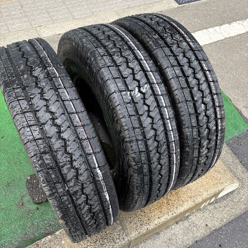 185/R14 , 8PR 再生中古　激安美品　2本＋1本セット：12000円