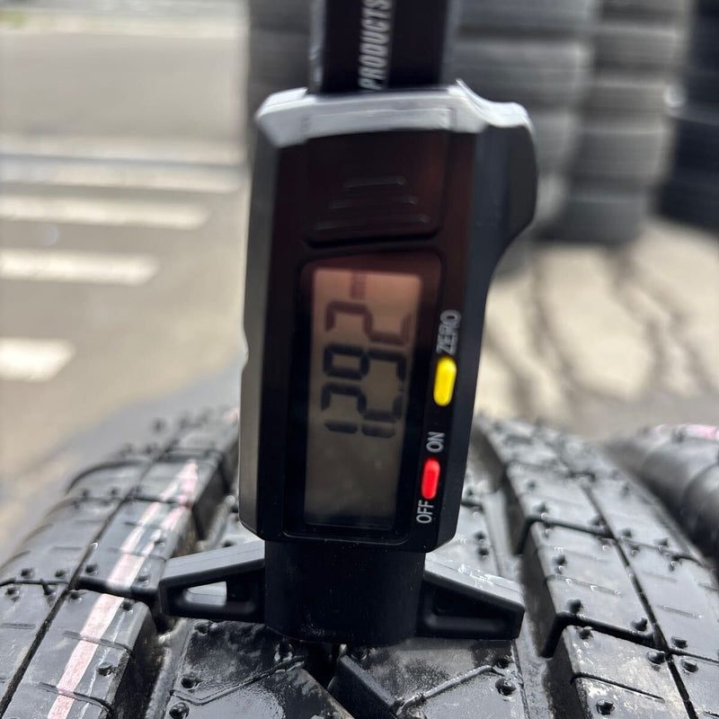 185/R14 , 8PR 再生中古　激安美品　2本＋1本セット：12000円