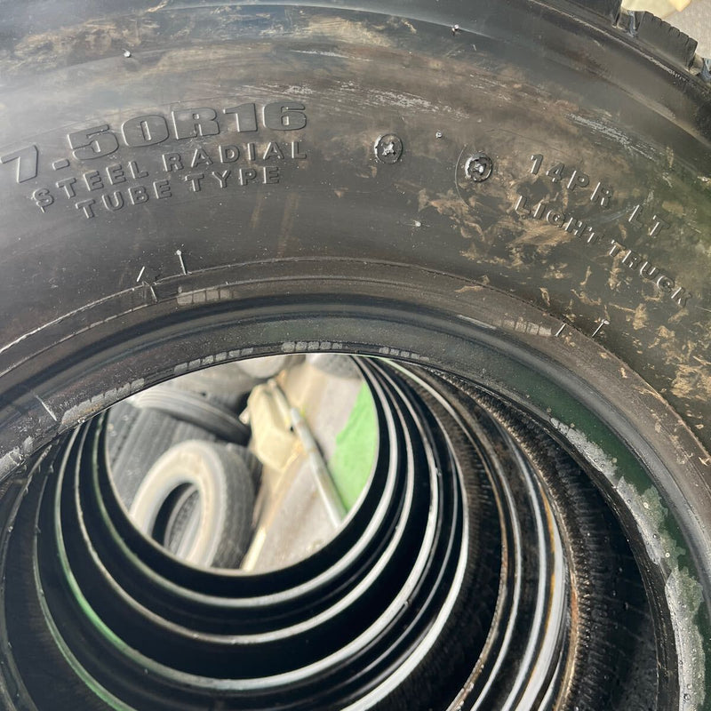 750R16 14PR DUNLOP, SP670 激安美品　4本セット：22,000円