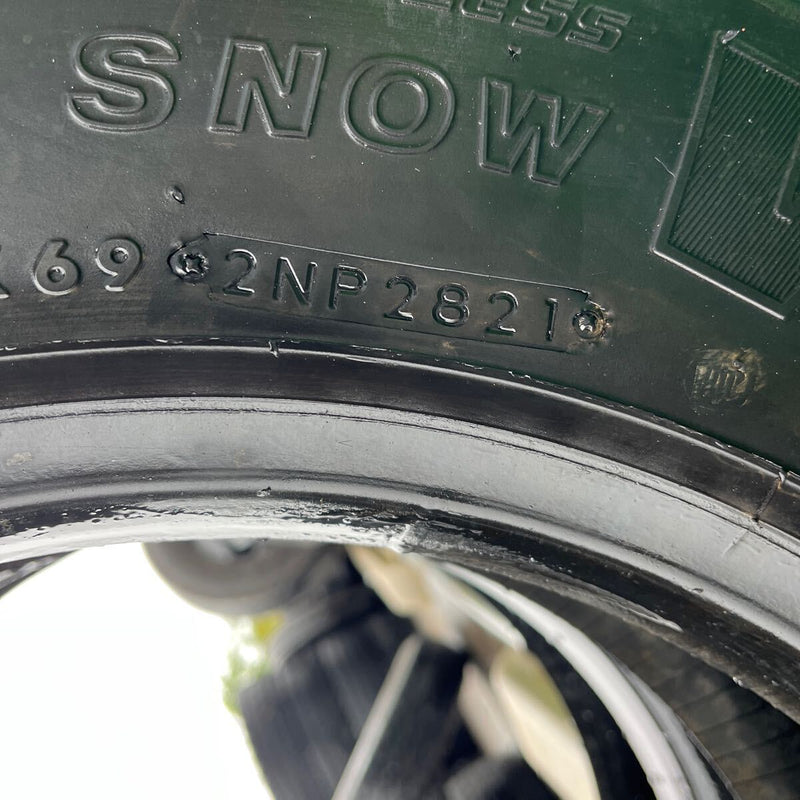 225/80R17.5 再生中古スタッドレス　 W900 激安美品　2本セット：12,000円