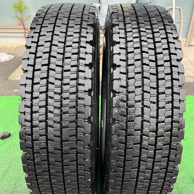 225/80R17.5 再生中古スタッドレス　 W900 激安美品　2本セット：12,000円