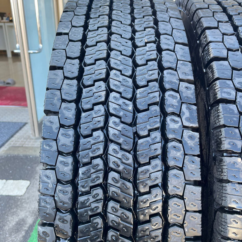 11R22.5 16PR YOKOHAMA, 902ZE 激安美品　　2023年製 8本セット：176,000円