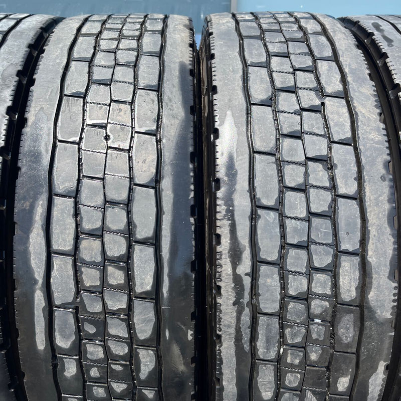 275/80R22.5 DUNLOP, SP680 激安美品　8本セット：80,000円