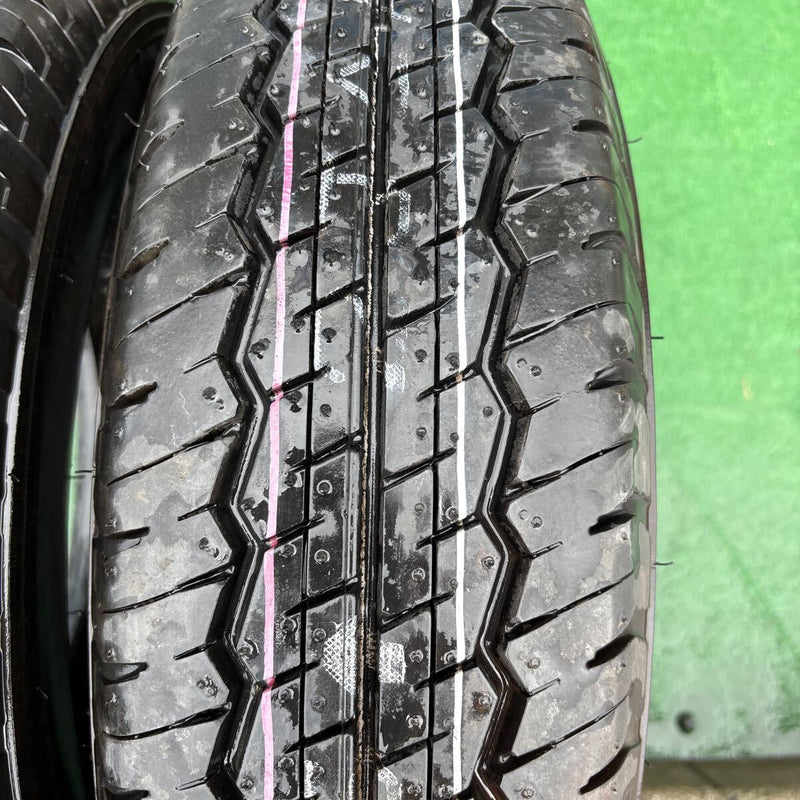185/80R14. DUNLOP. SP175 2020年製　　　　　2本セット：14000円
