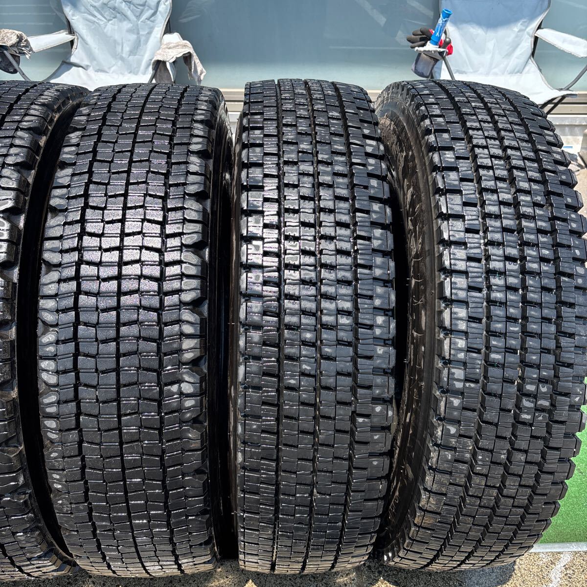 9R19.5 中古スタッドレス 激安美品 6本セット:57000円 | 桜国際貿易 
