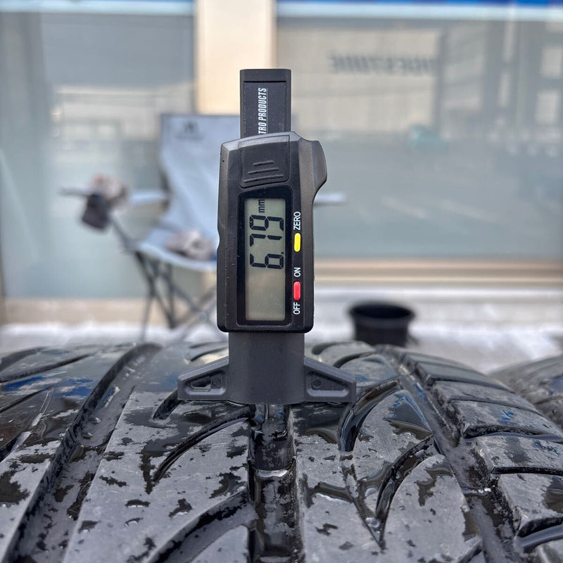 295/25ZR22 PIRELLI P ZERO NERO 中古夏タイヤ　2本セット:16000円