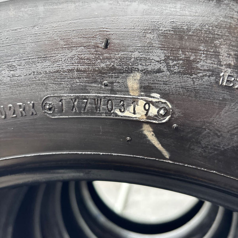 245/70R19.5. DUNLOP SP680. 2019年　4本セット：48000円