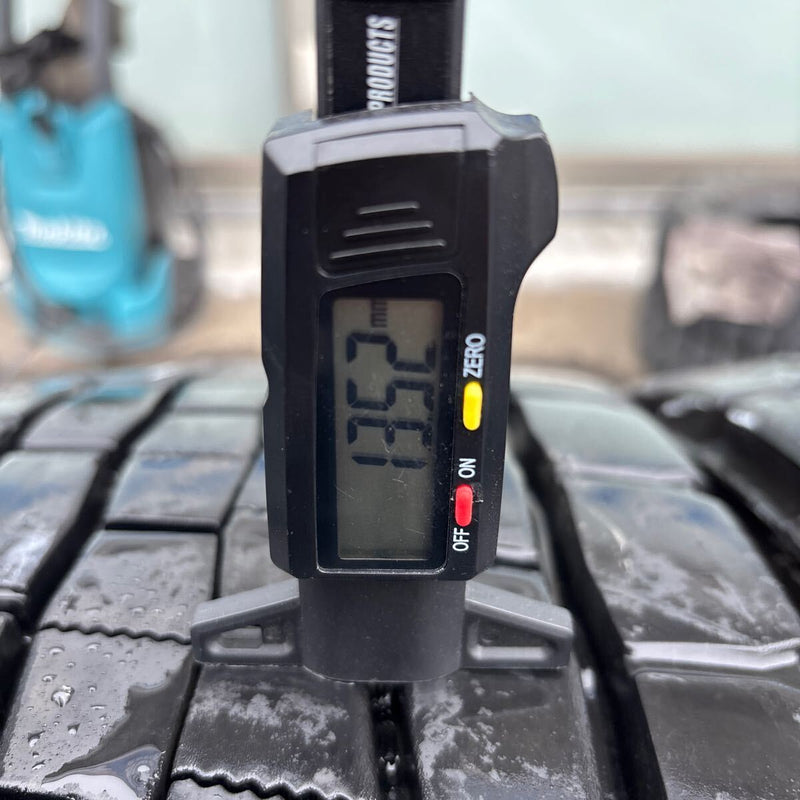 245/70R19.5. DUNLOP SP680. 2019年　4本セット：48000円