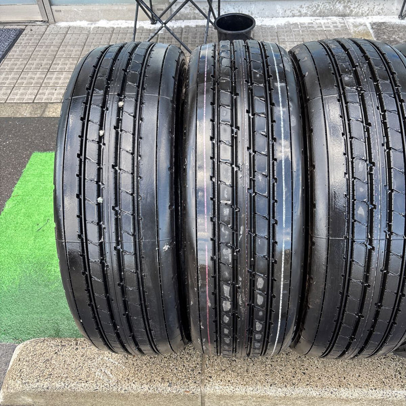 245/70R19.5, BRIDGESTONE. R173. 激安美品2024年　4本セット：53000円