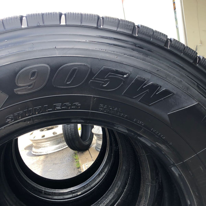 11R22.5 ヨコハマ 905w 中古冬タイヤ4本セット 56000円