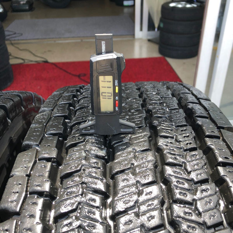 11R22.5 ヨコハマ 905w 中古冬タイヤ4本セット 56000円
