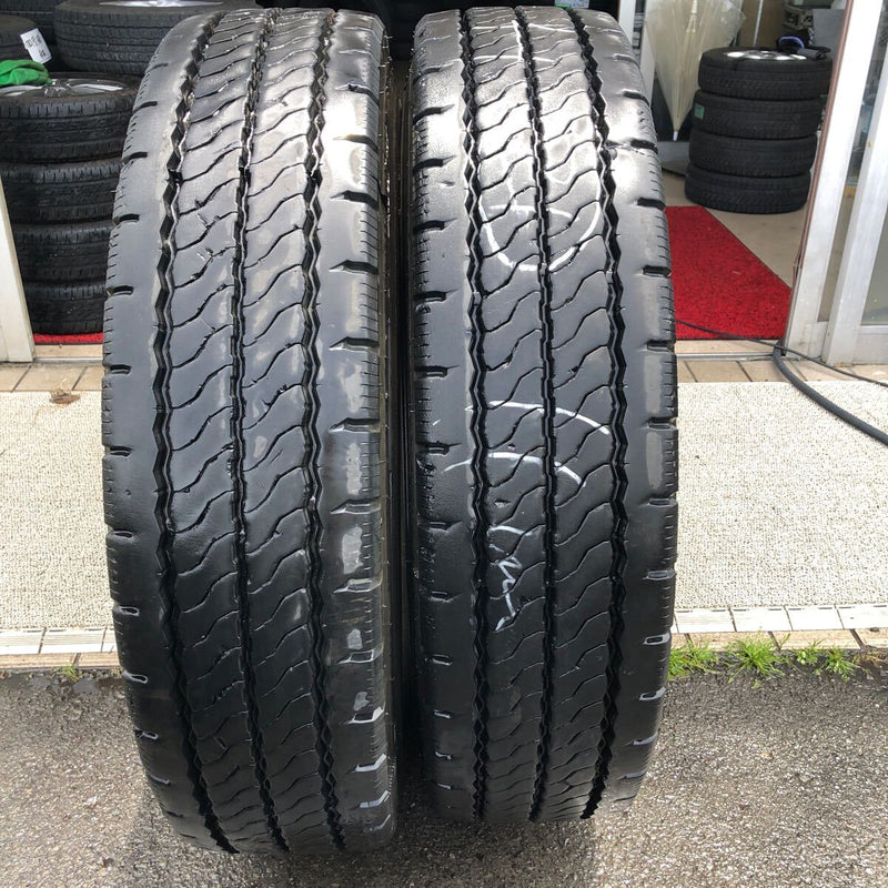 11R22.5 再生タイヤ G611 中古2本セット 23000円